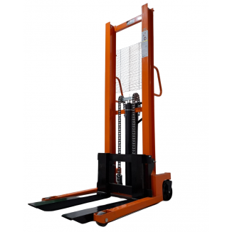 Empilhadeira e Paleteira...