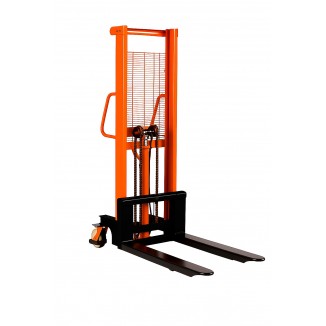 Empilhadeira e Paleteira...